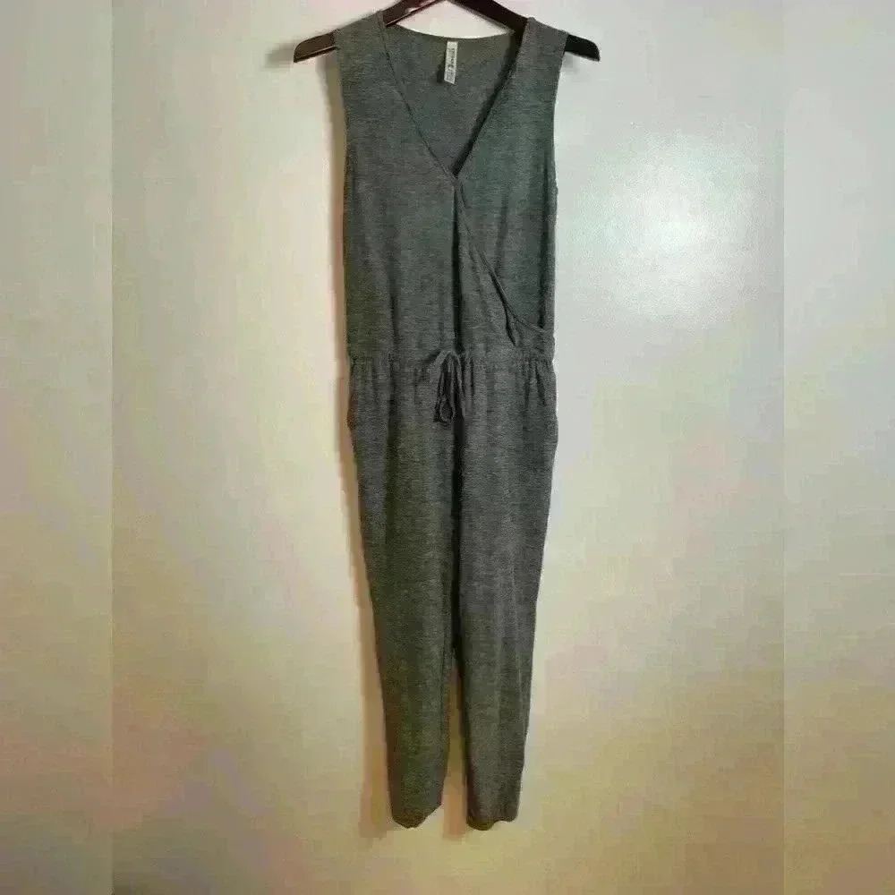 Kyodan Gray Sleeveless Jumpsuit Size: SP
